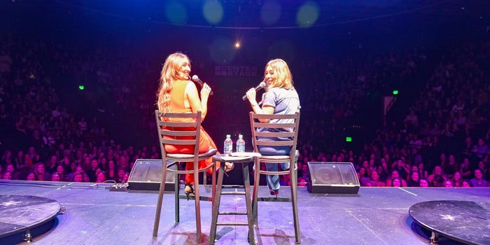 8 Podcasting Tips From the Hit ‘Girls Gotta Eat’