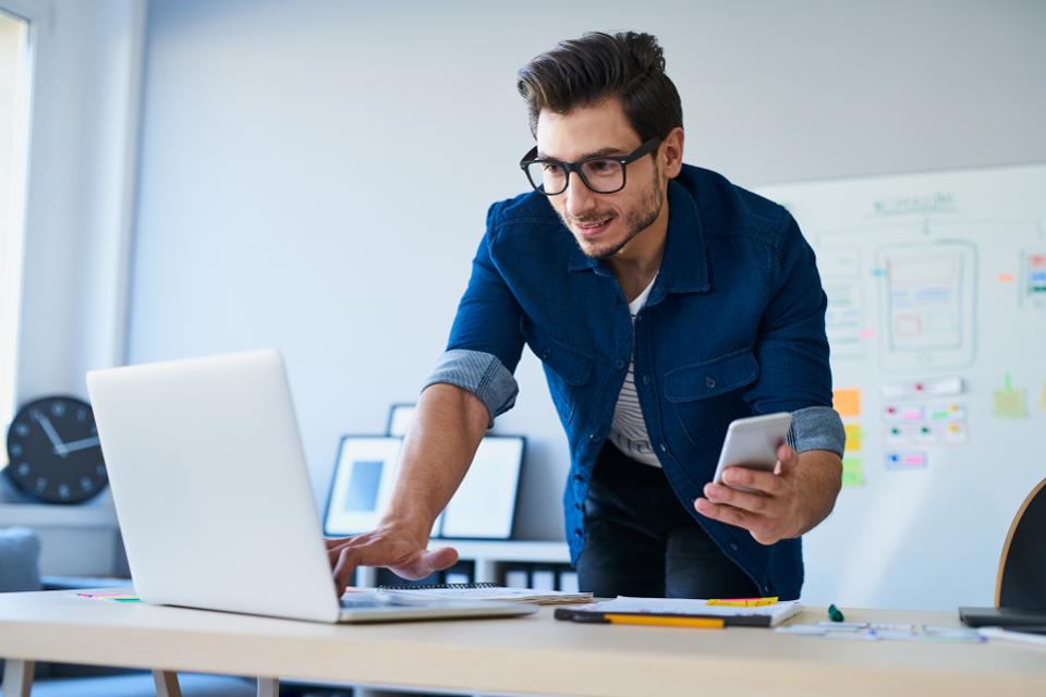 3 Key Milestones Every Entrepreneur Can Reach Before Making The First Hire